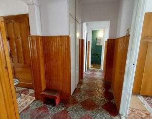 Lakás 4 szobák eladó on Cluj-napoca, Zóna Manastur