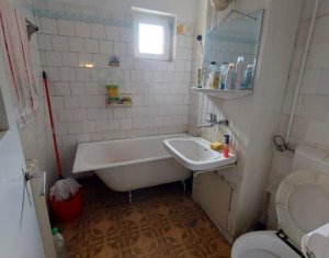 Lakás 4 szobák eladó on Cluj-napoca, Zóna Manastur