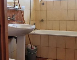 Lakás 2 szobák eladó on Floresti