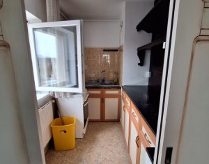 Lakás 2 szobák eladó on Floresti
