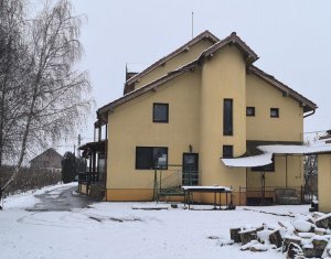 Szállodák/Panziók eladó on Caseiu