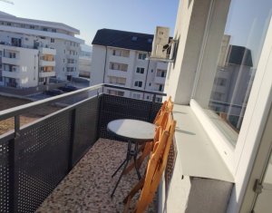Lakás 3 szobák eladó on Floresti