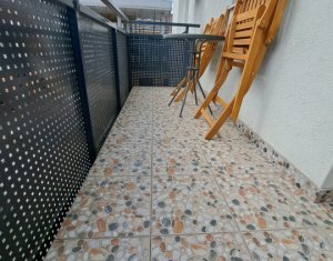 Lakás 3 szobák eladó on Floresti