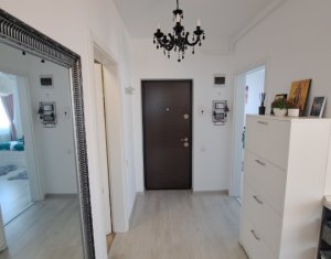 Lakás 3 szobák eladó on Floresti