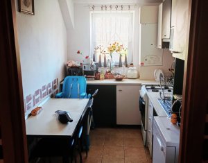 Lakás 2 szobák eladó on Floresti