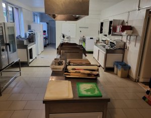 Üzlethelyiség kiadó on Floresti