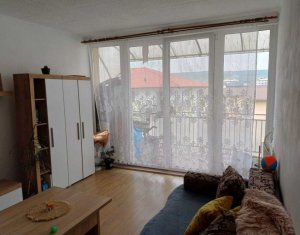 Lakás 2 szobák eladó on Floresti