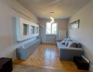 Appartement 3 chambres à vendre dans Cluj-napoca, zone Manastur