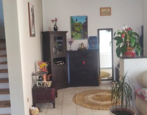 Ház 4 szobák eladó on Floresti