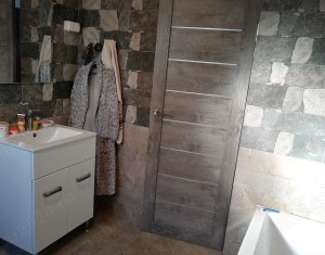 Lakás 2 szobák eladó on Floresti