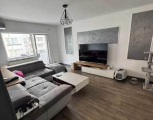 Appartement 4 chambres à vendre dans Cluj-napoca, zone Marasti
