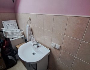 Lakás 3 szobák eladó on Floresti