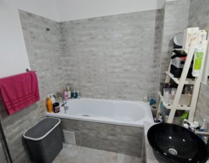 Lakás 2 szobák eladó on Floresti
