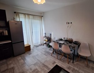 Lakás 2 szobák eladó on Floresti