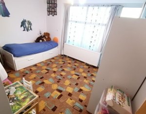 Lakás 3 szobák eladó on Baciu