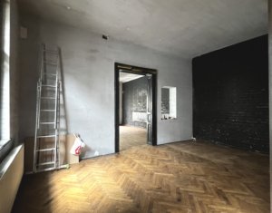 Espace Commercial à louer, 130m2 dans Cluj-napoca, zone Centru