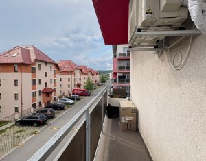 Appartement 3 chambres à vendre dans Baciu
