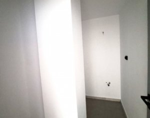 Lakás 3 szobák eladó on Floresti