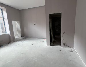 Lakás 3 szobák kiadó on Cluj-napoca, Zóna Centru