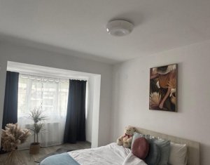 Lakás 3 szobák eladó on Floresti