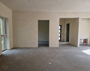 Ház 4 szobák eladó on Floresti