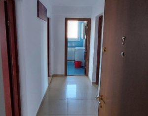 Appartement 3 chambres à louer dans Cluj-napoca, zone Someseni