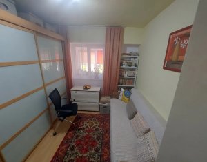 Appartement 3 chambres à vendre dans Cluj-napoca, zone Marasti
