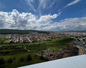 Lakás 4 szobák eladó on Cluj-napoca, Zóna Zorilor