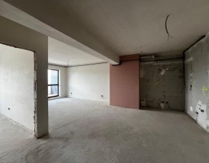Lakás 4 szobák eladó on Cluj-napoca, Zóna Zorilor