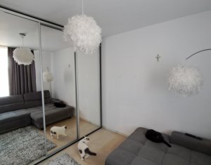 Lakás 3 szobák eladó on Floresti