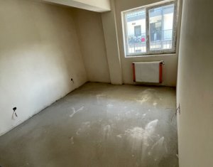 Lakás 3 szobák eladó on Floresti