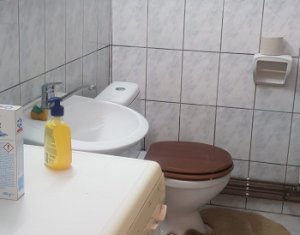 Ház 2 szobák eladó on Chinteni