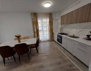 Lakás 3 szobák eladó on Floresti