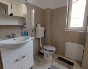 Lakás 3 szobák eladó on Floresti