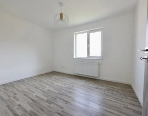 Lakás 3 szobák eladó on Floresti