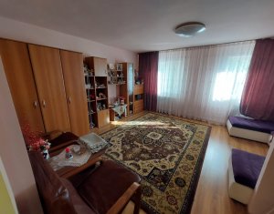 Lakás 4 szobák eladó on Cluj-napoca, Zóna Manastur