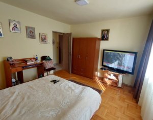 Lakás 4 szobák eladó on Cluj-napoca, Zóna Manastur
