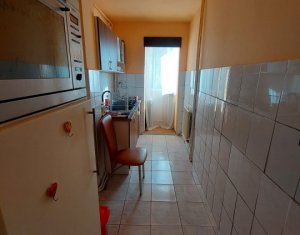 Lakás 4 szobák eladó on Cluj-napoca, Zóna Manastur