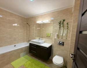 Appartement 3 chambres à vendre dans Floresti