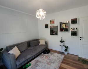Lakás 3 szobák eladó on Floresti