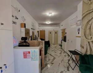 Üzlethelyiség eladó on Floresti