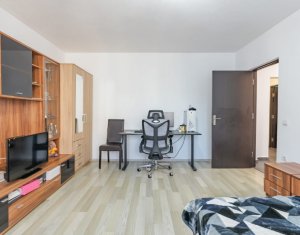 Appartement 3 chambres à vendre dans Cluj-napoca, zone Marasti