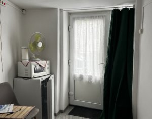 Üzlethelyiség kiadó, 25m2 on Cluj-napoca, Zóna Centru
