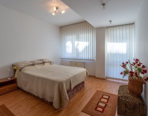 Appartement 3 chambres à vendre dans Cluj-napoca, zone Centru