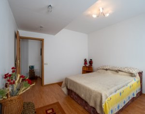 Appartement 3 chambres à vendre dans Cluj-napoca, zone Centru