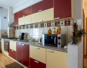 Appartement 3 chambres à vendre dans Cluj-napoca, zone Centru