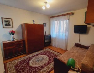 Apartament 3 Camere, 3 Balcoane, 84 mp total, etaj 3, lift nou, Manastur