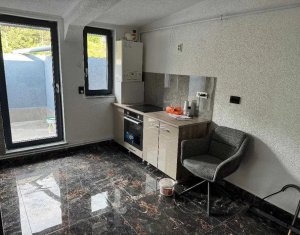 Lakás 3 szobák eladó on Floresti
