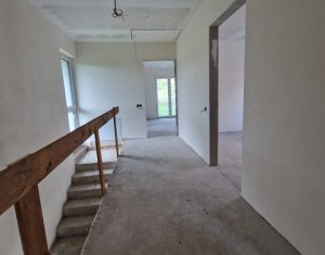 Maison 5 chambres à vendre dans Chinteni