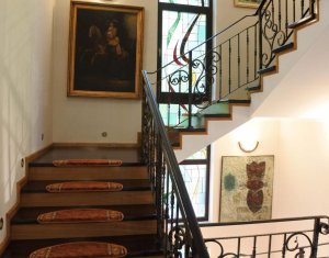 Maison 5 chambres à vendre dans Cluj-napoca, zone Faget